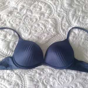Ambrielle Mega Push up bra in Navy 34 B